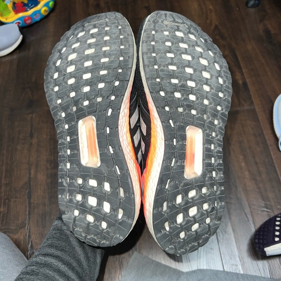 Adidas ultraboost - Picture 3 of 3